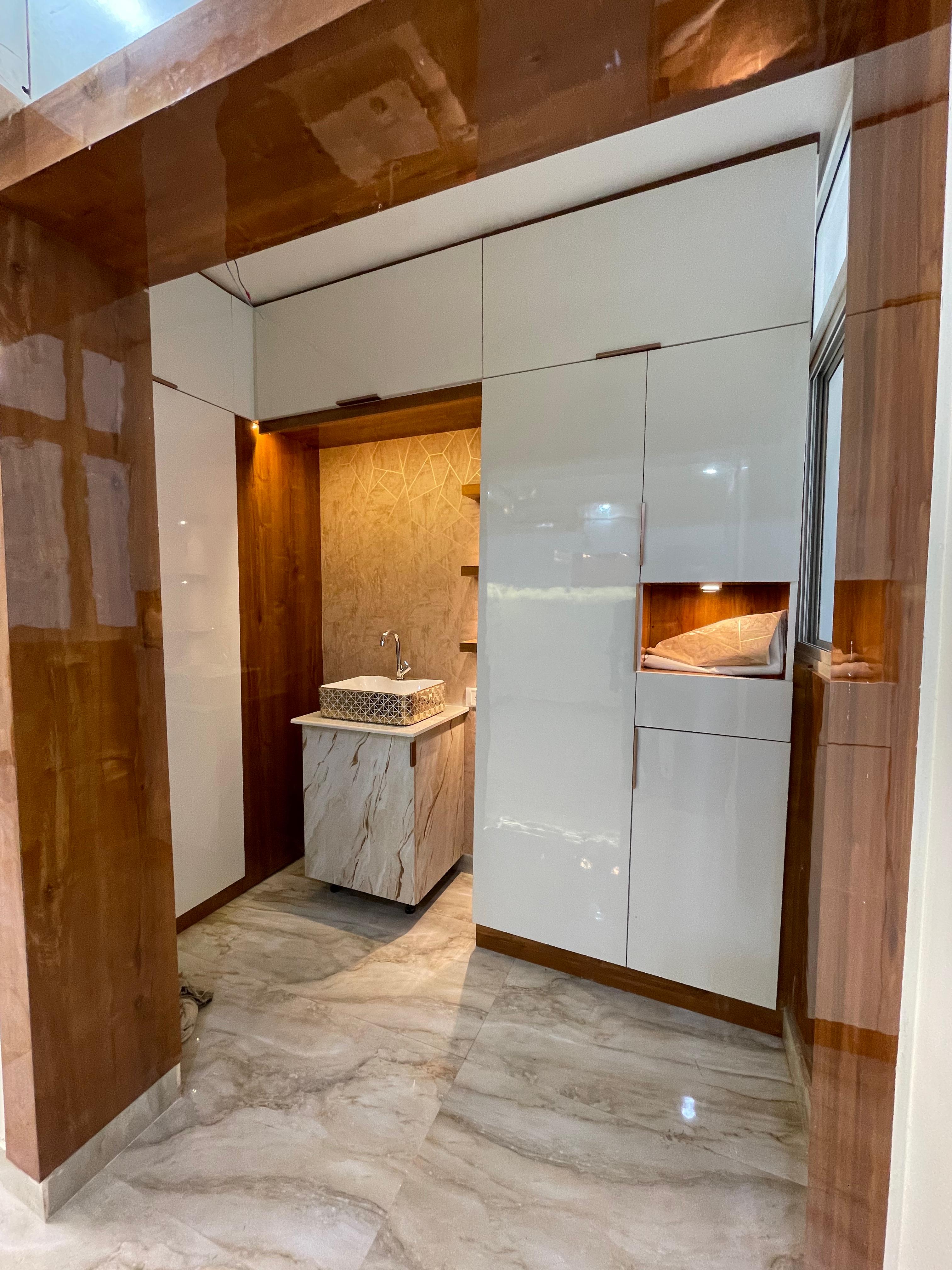 Lacquered Glass Master Wardrobe